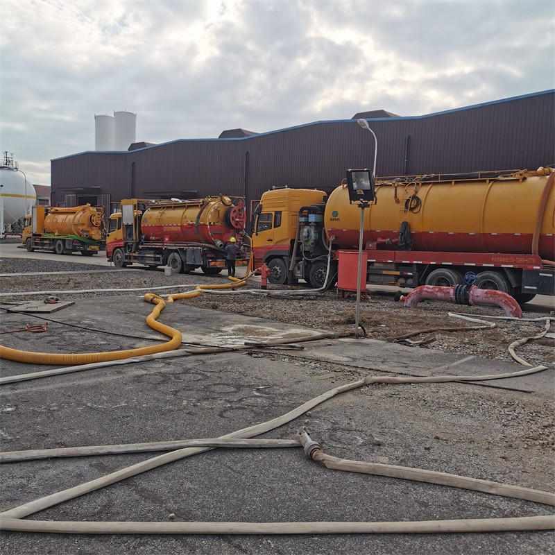 岳麓污水池清理